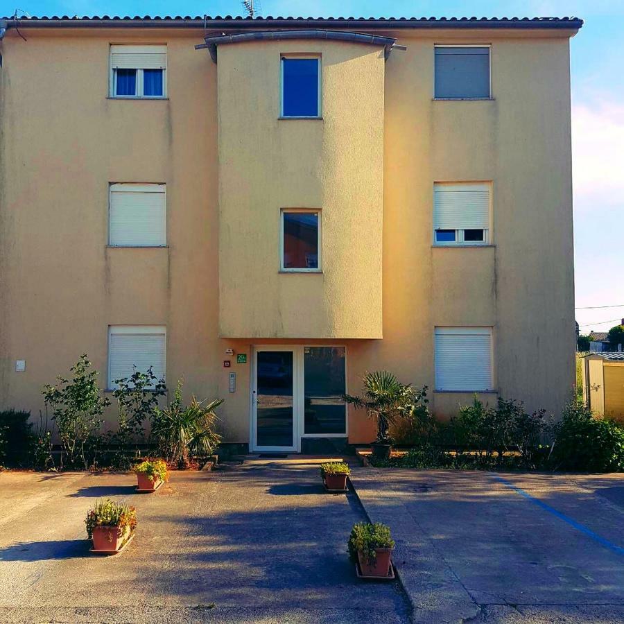Apartment Alice Pula Exterior foto